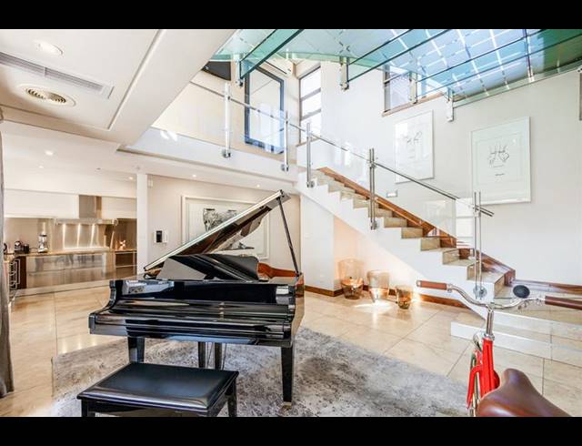 3 BEDROOM PROPERTY TO RENT IN MELROSE ARCH